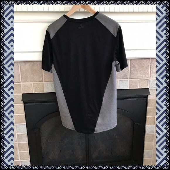 TEK Gear running shirt, size S - Picture 2 of 4